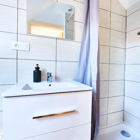 Rm 3 Mignon 1 Personne 3eme Etage Apartment
